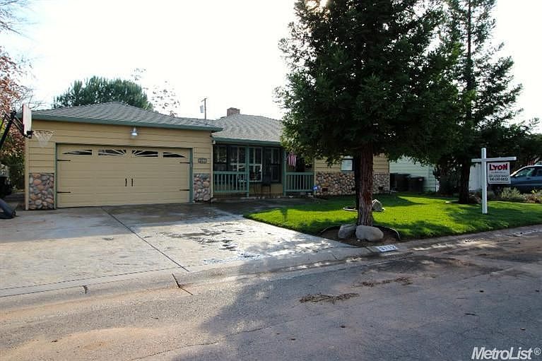 1st image of 3112 Merrywood Dr