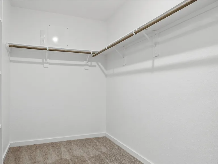 21980 Juniper Crossing Dr — Photo 16