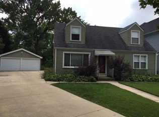 290 E Crescent Ave, Elmhurst, IL