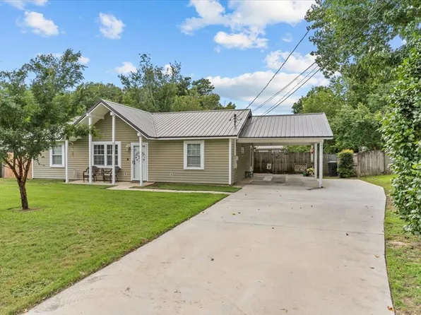 2411 Creekwood Dr, Dothan, AL 36301