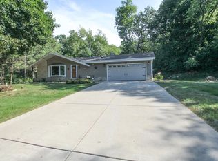 140 S Cardiff Rd, Wales, WI 53183