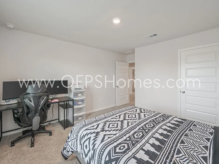 4627 Naval Ct — Photo 9