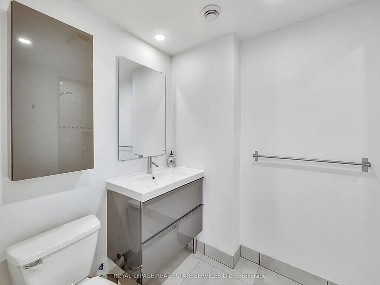 300 New Toronto St #7 — Photo 34