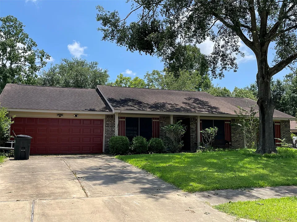 1314 Oak Hollow Dr