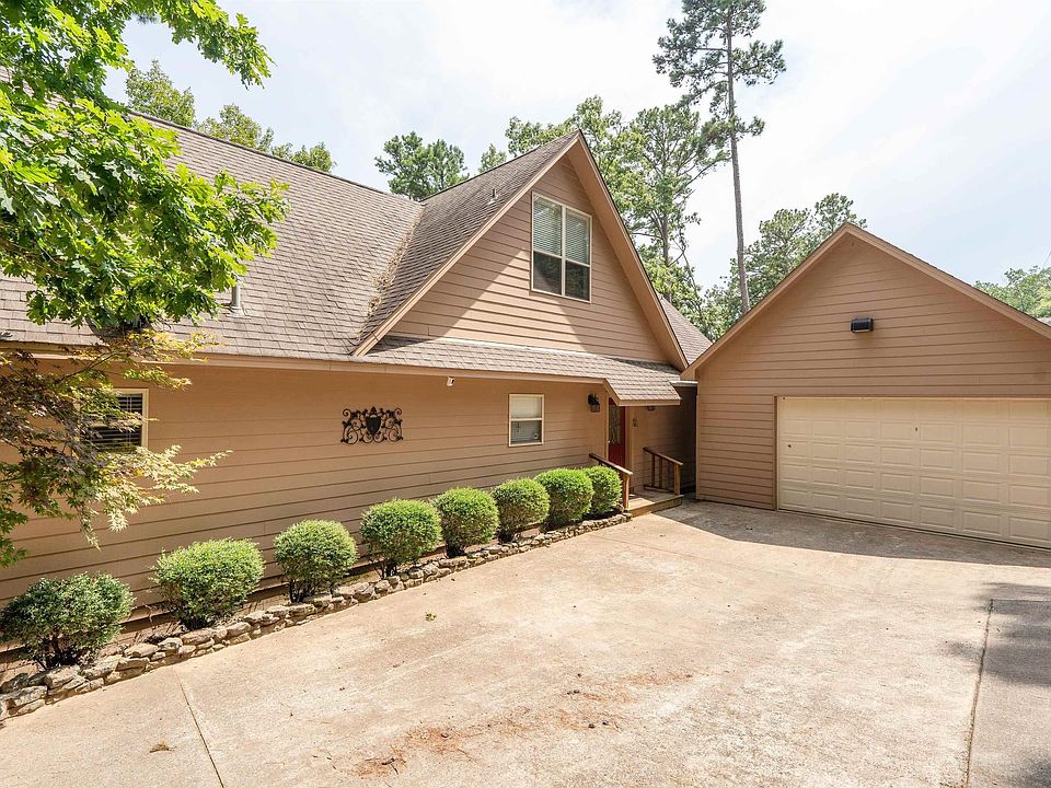1st image of 90 Stone Cir