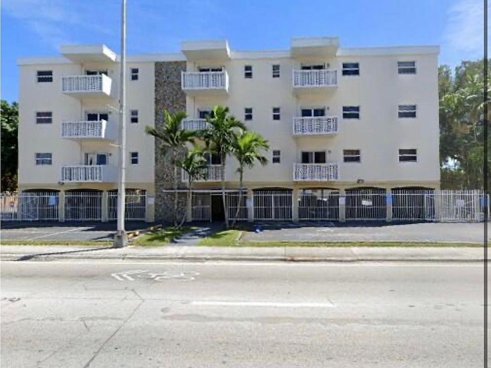 1st image of 360 NE 125th St #11