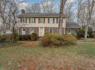 1606 Beechtree Rd, Greensboro, NC 27408