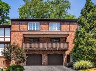 337 Woodbridge Dr, Pittsburgh, PA