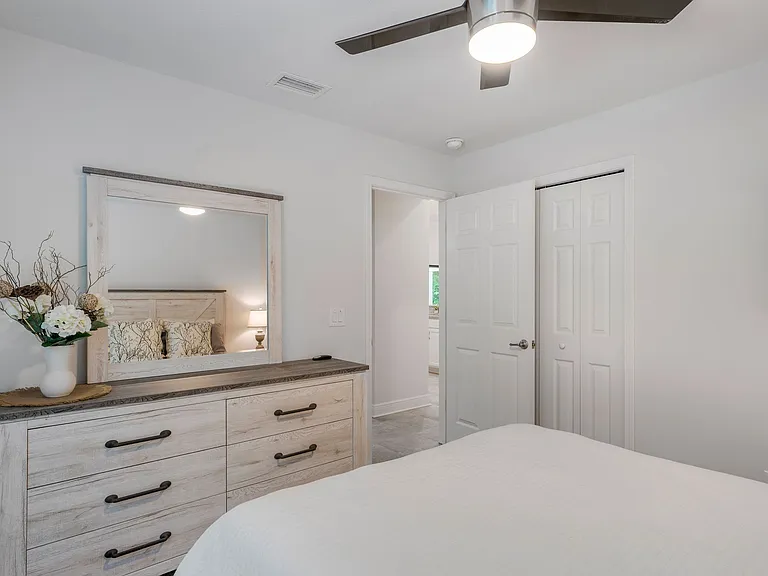 2481 N Brentwood Cir — Photo 17