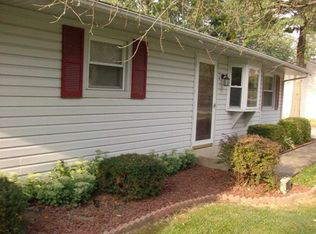 814 E Azalia Dr, Terre Haute, IN 47802