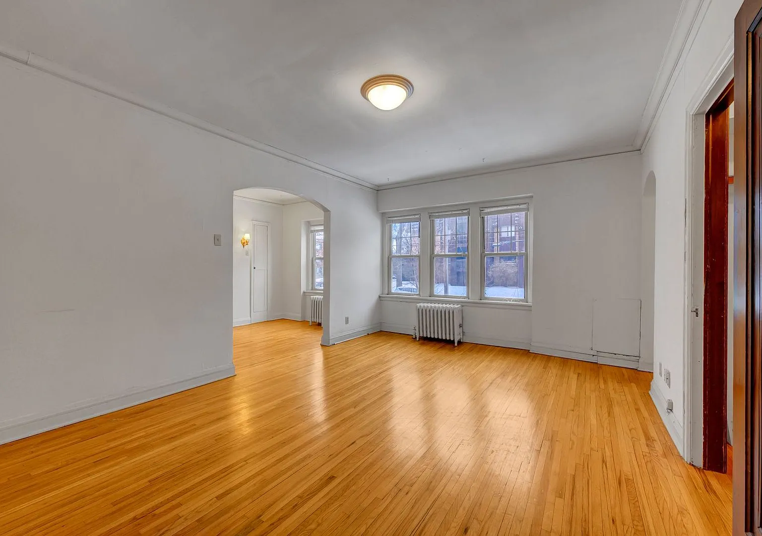 Garfield Apartments — Photo 2