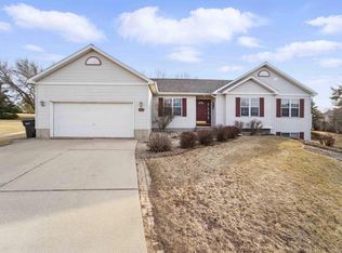 116 Terrace Ct, Mount Horeb, WI 53572