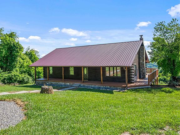 2nd image of 2836 Wrights Way