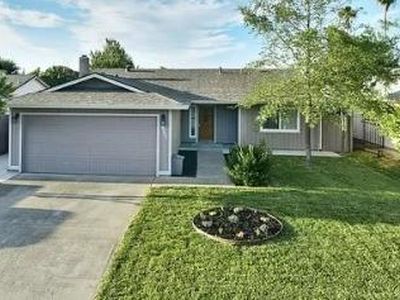 9221 Clendenen Way, Sacramento, CA, 95826