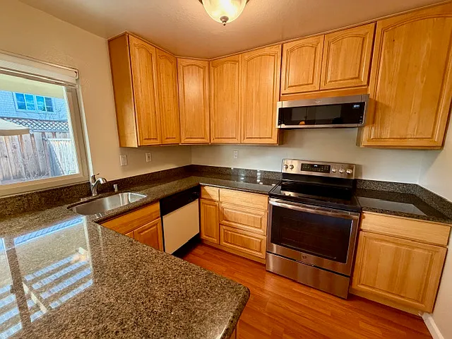436 Sierra Vista Ave #3 — Photo 11
