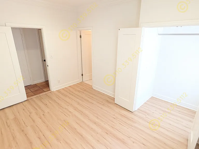 118 S Camden Dr #D — Photo 7