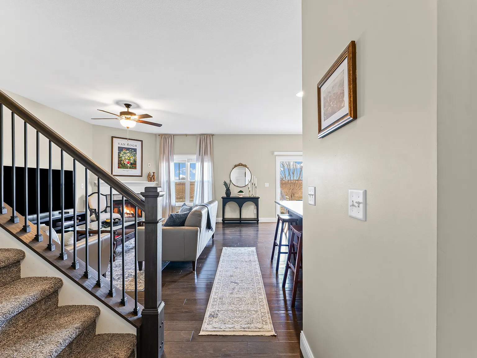 3 bed, 2.5 bath, 1600 sqft, $2,700 — Photo 3