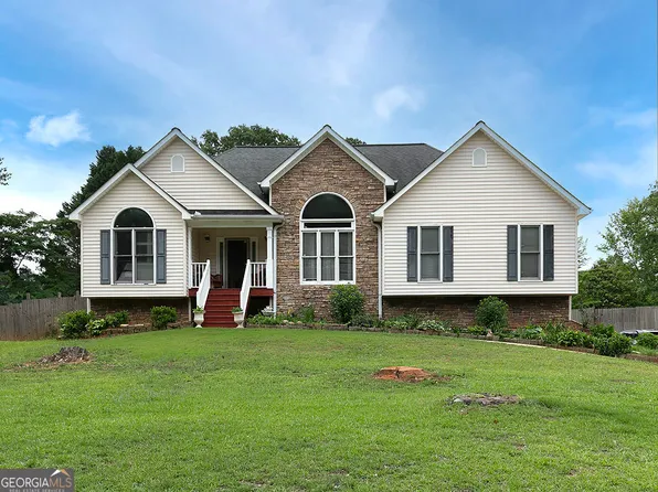726 Morningside Dr, Hiram, GA 30141