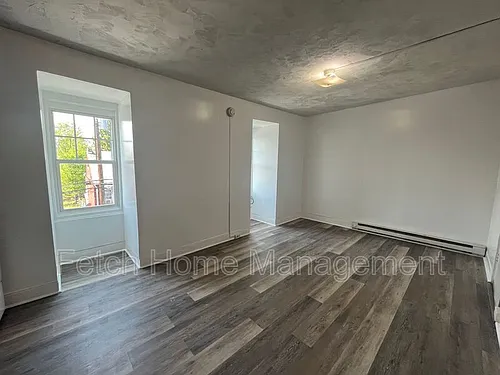 641 S Queen St #4 Photo 1
