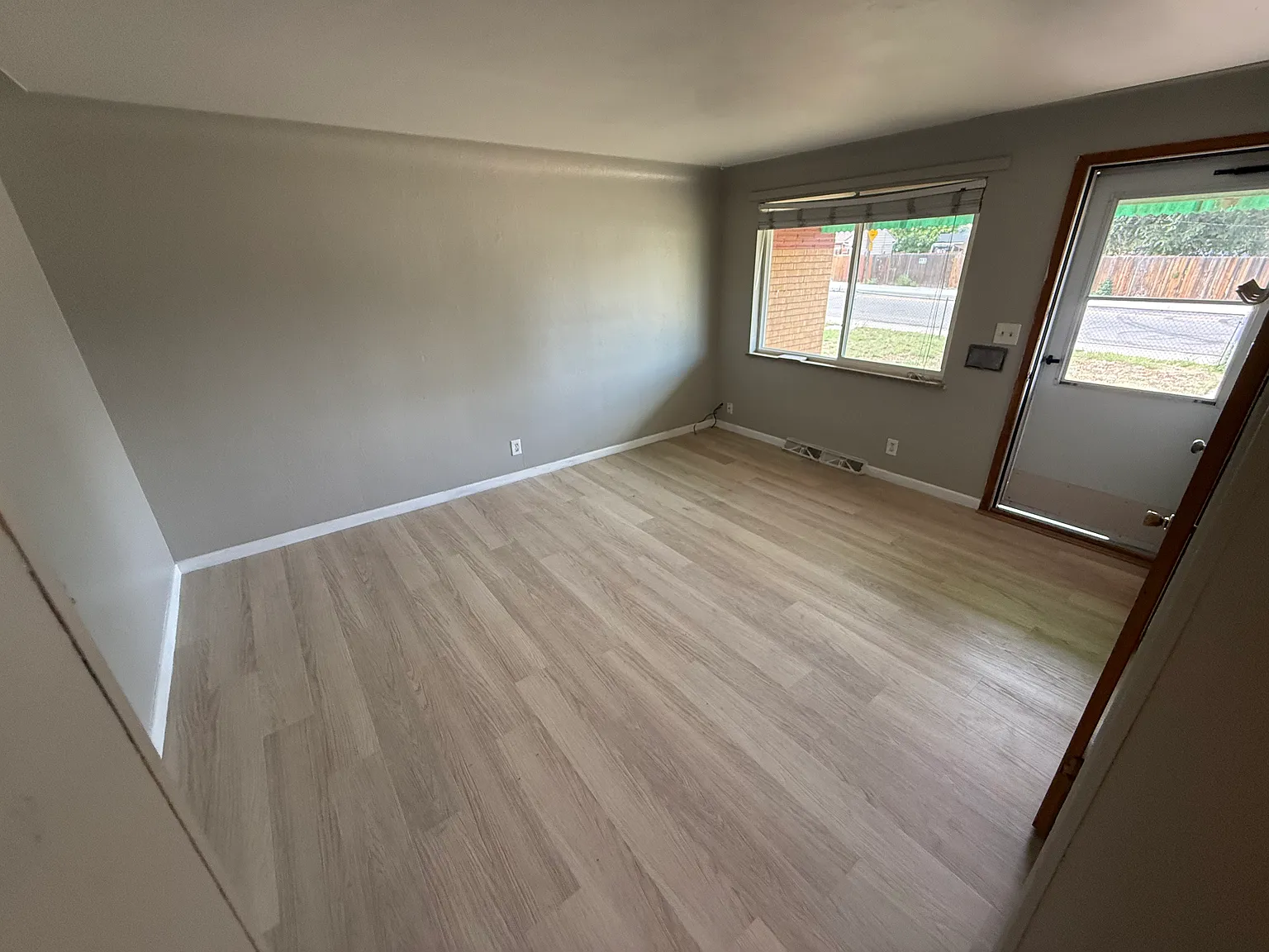 2 bed, 740 sqft, $1,600 — Photo 4
