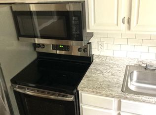 Stone Wall Apartments - 1E, Greensburg, PA 15601