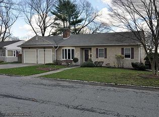 161 Glen Ridge Rd, Cranston, RI 02920