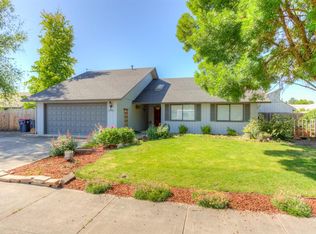 2348 Silver Palm Dr, Medford, OR