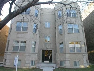 4250 N Mozart St APT 3S, Chicago, IL, 60618