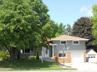 14 Elm Ave, Waupun, WI 53963