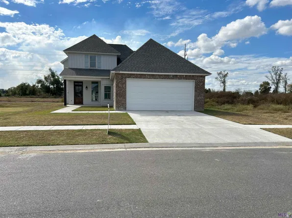 39515 Hernando De Soto Dr, Darrow, LA 70725