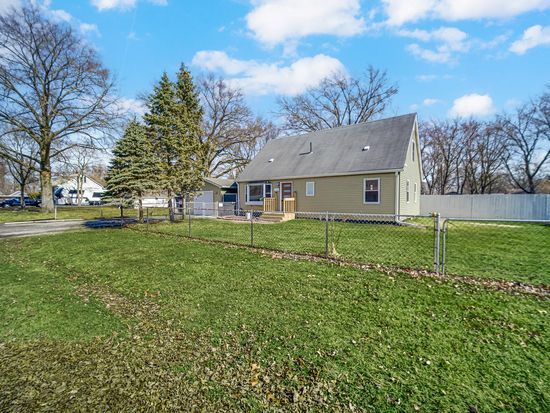 2495 Hancock St, Lake Station, IN 46405