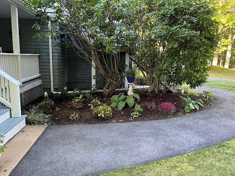 589 York St #4 — Photo 4
