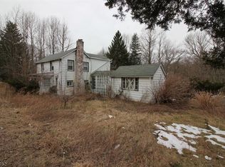 98 Taylors Mills Rd, Manalapan, NJ 07726