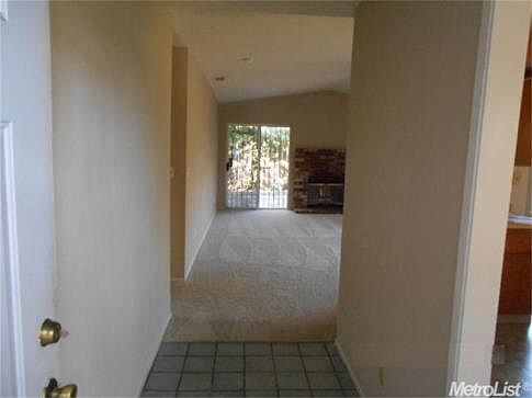 2nd image of 1104 Hutchinson Ave