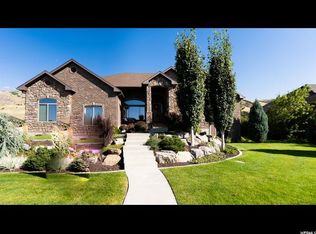 1581 S Canyon View Dr, Perry, UT 84302