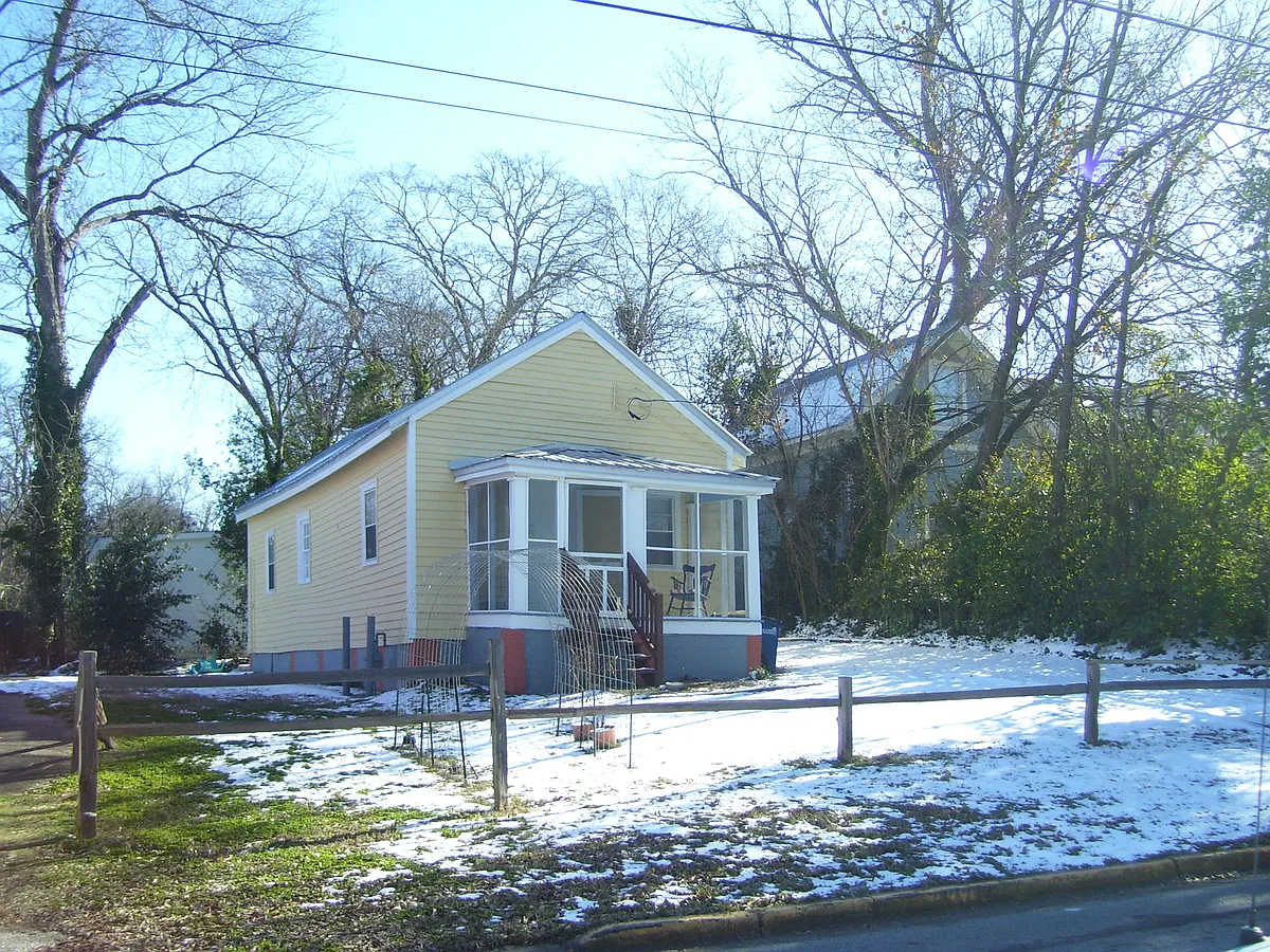 Building Photo - 254 N Billups St