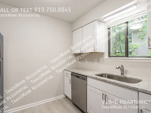 916C Hearthridge Ct, Raleigh, NC 27609