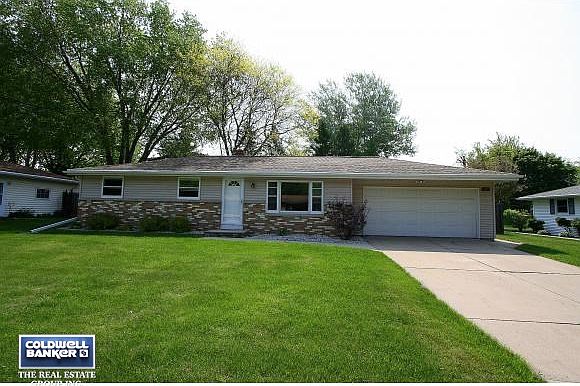 Welcome to 2205 Dorothy Ln