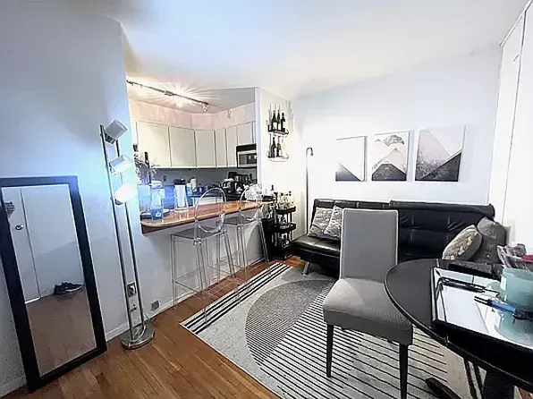 408 Eighth Avenue 4A image 1 of 9