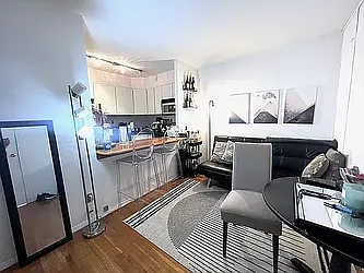 408 Eighth Avenue, #4A