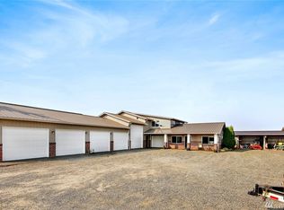 6948 Fingalson Creek Dr, Ferndale, WA 98248