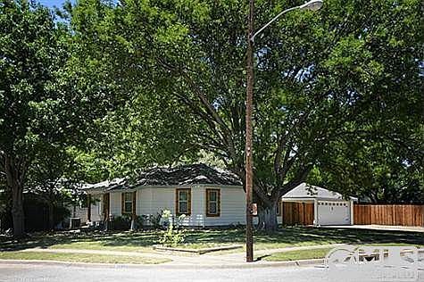 1st image of 3993 Beechwood Ln