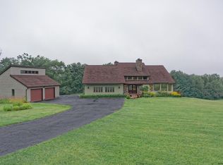 1128 Leesome Ln, Altamont, NY 12009