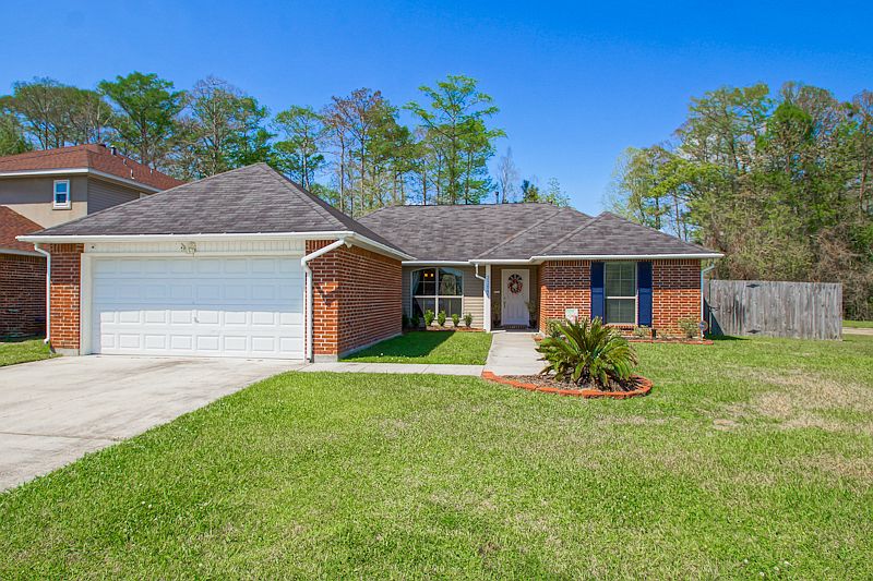 1st image of 23845 Sandlewood Ct
