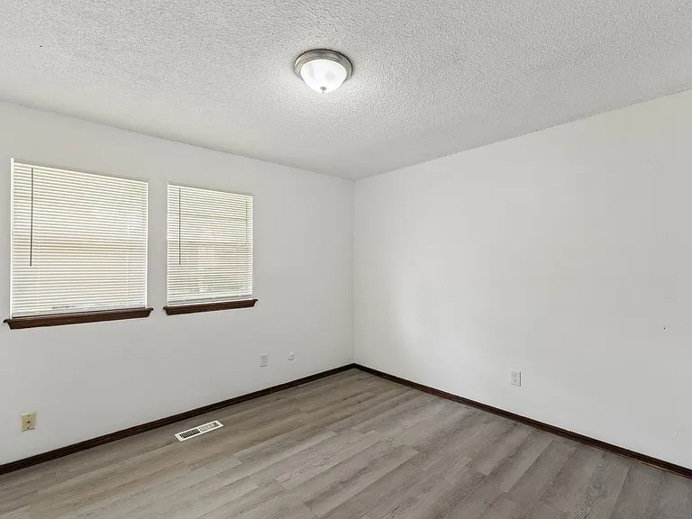 3807 Bradfred Dr #3809 — Photo 22