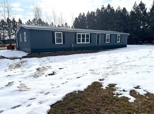 29910 600th Ave, Warroad, MN 56763