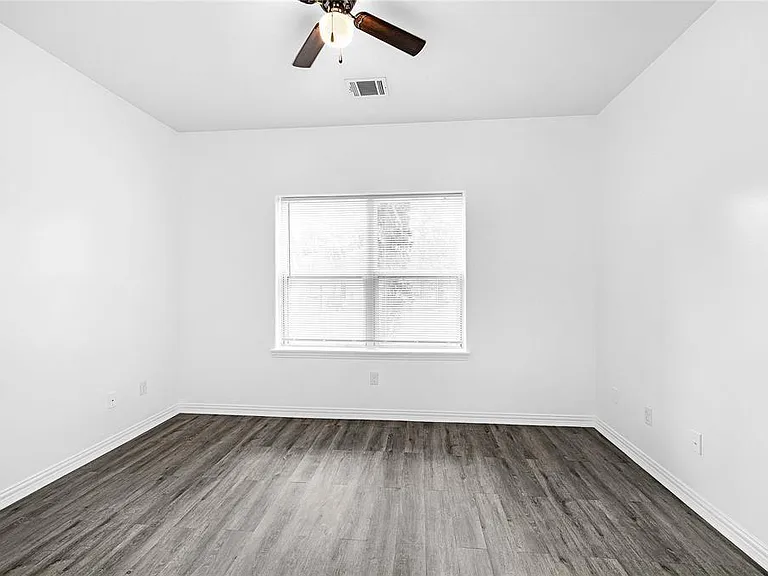 6122 W Mount Houston Rd — Photo 5