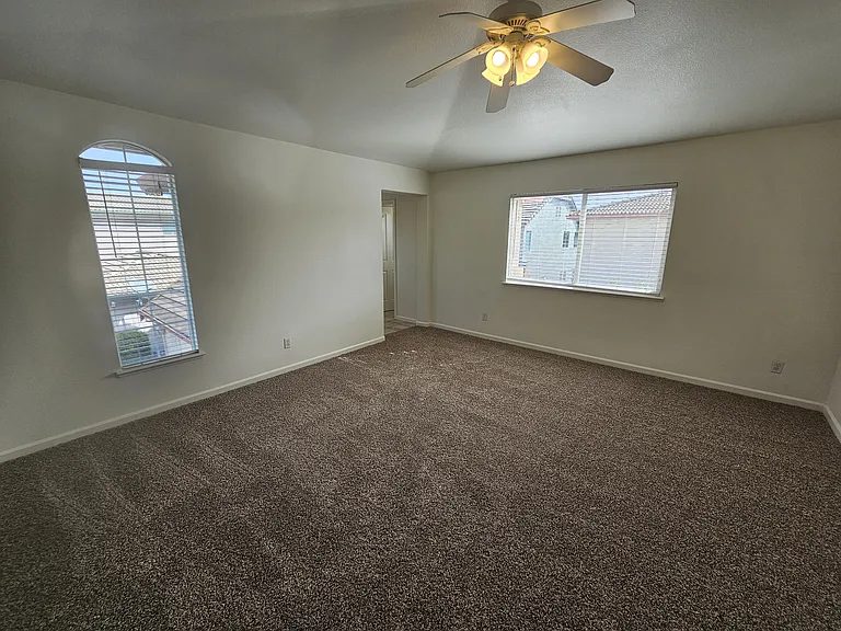 35 Klondike Ct — Photo 15