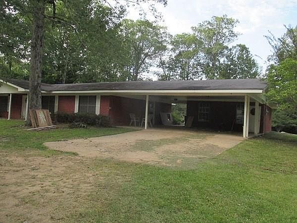1st image of 1614 Cedar Dr