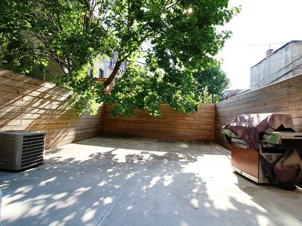 438 Throop Ave, Brooklyn, NY 11221